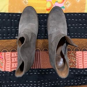 Leather PLDM boots